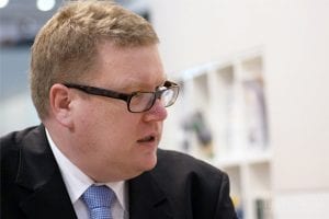 Dirk Althoff, Pressechef des Onlinebrokers Cortal Consors, während der Preisverleihung der Broker-Wahl 2012